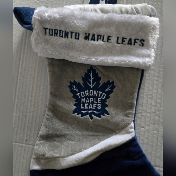 Toronto Maple Leafs Forever Collectibles NHL Hockey 18" Christmas Stocking NWT - Picture 3 of 9